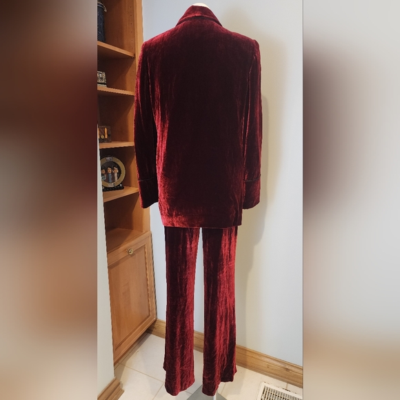 Tommy Hilfiger Red Crushed Velvet Vintage Suit - Picture 11 of 16